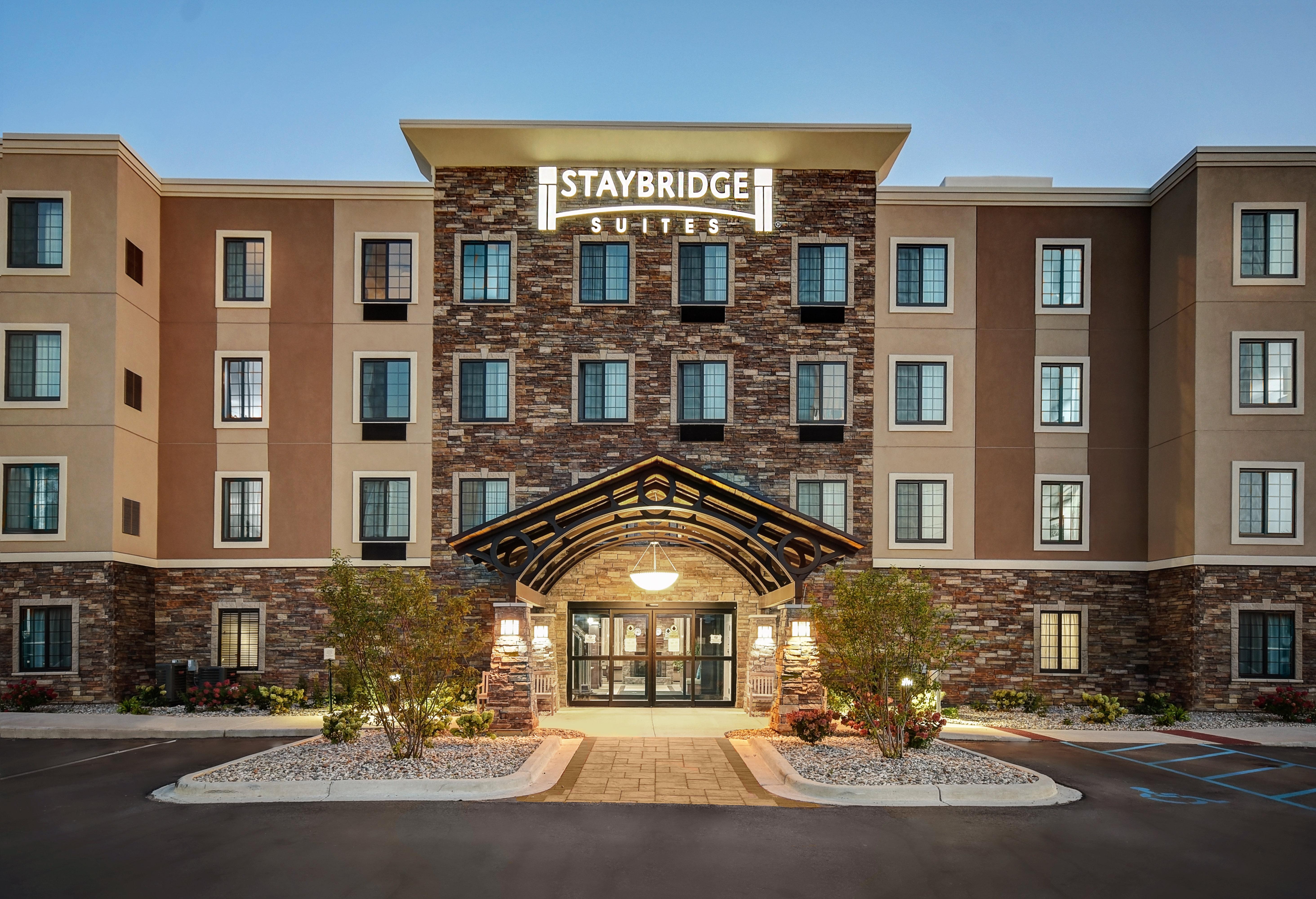 Staybridge Suites - Holland By Ihg Εξωτερικό φωτογραφία