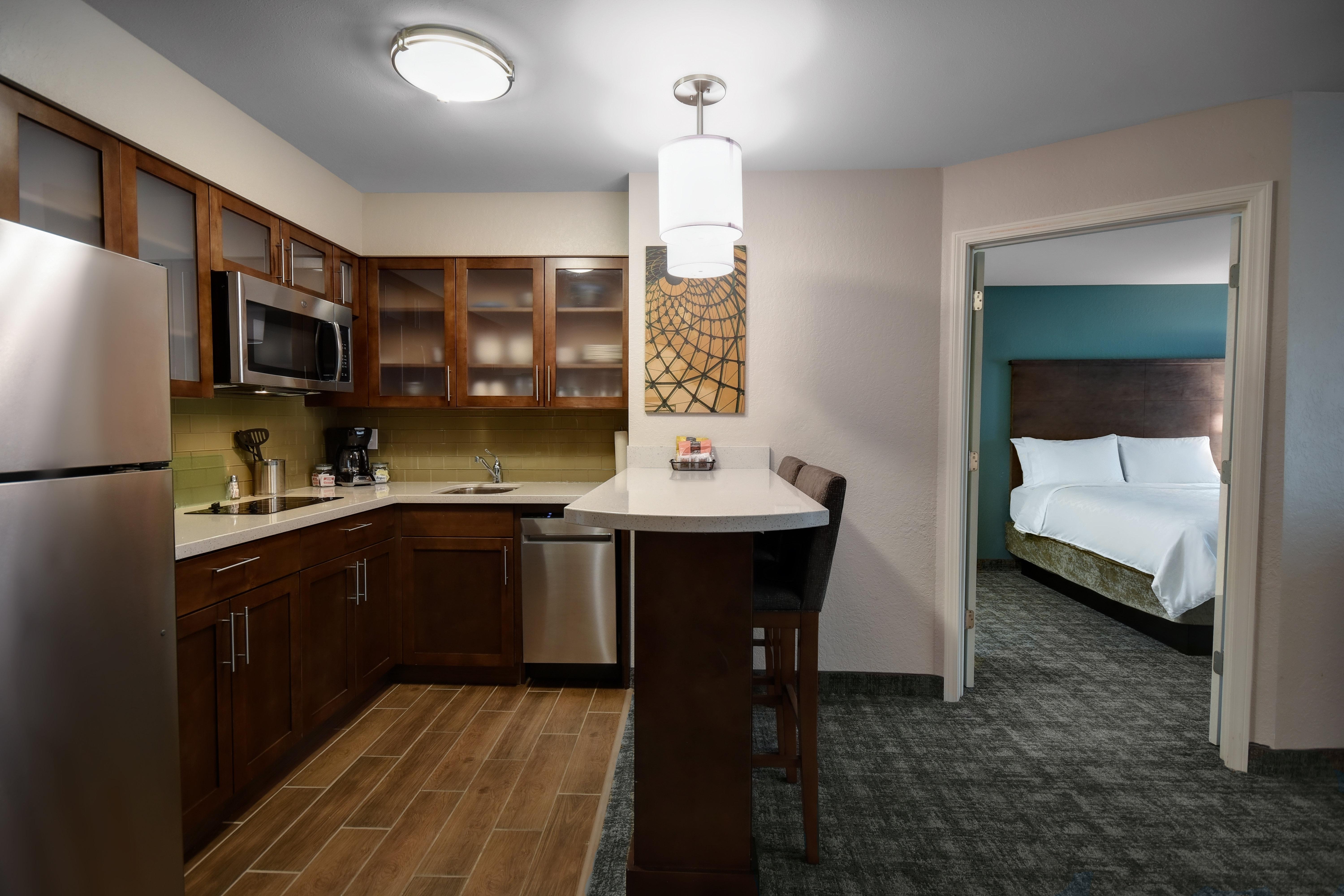 Staybridge Suites - Holland By Ihg Εξωτερικό φωτογραφία